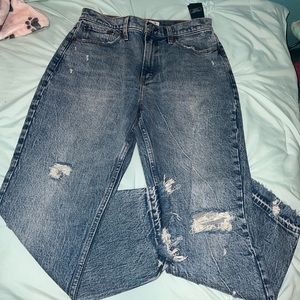 ABERCROMBIE & FITCH highrise mom jeans
